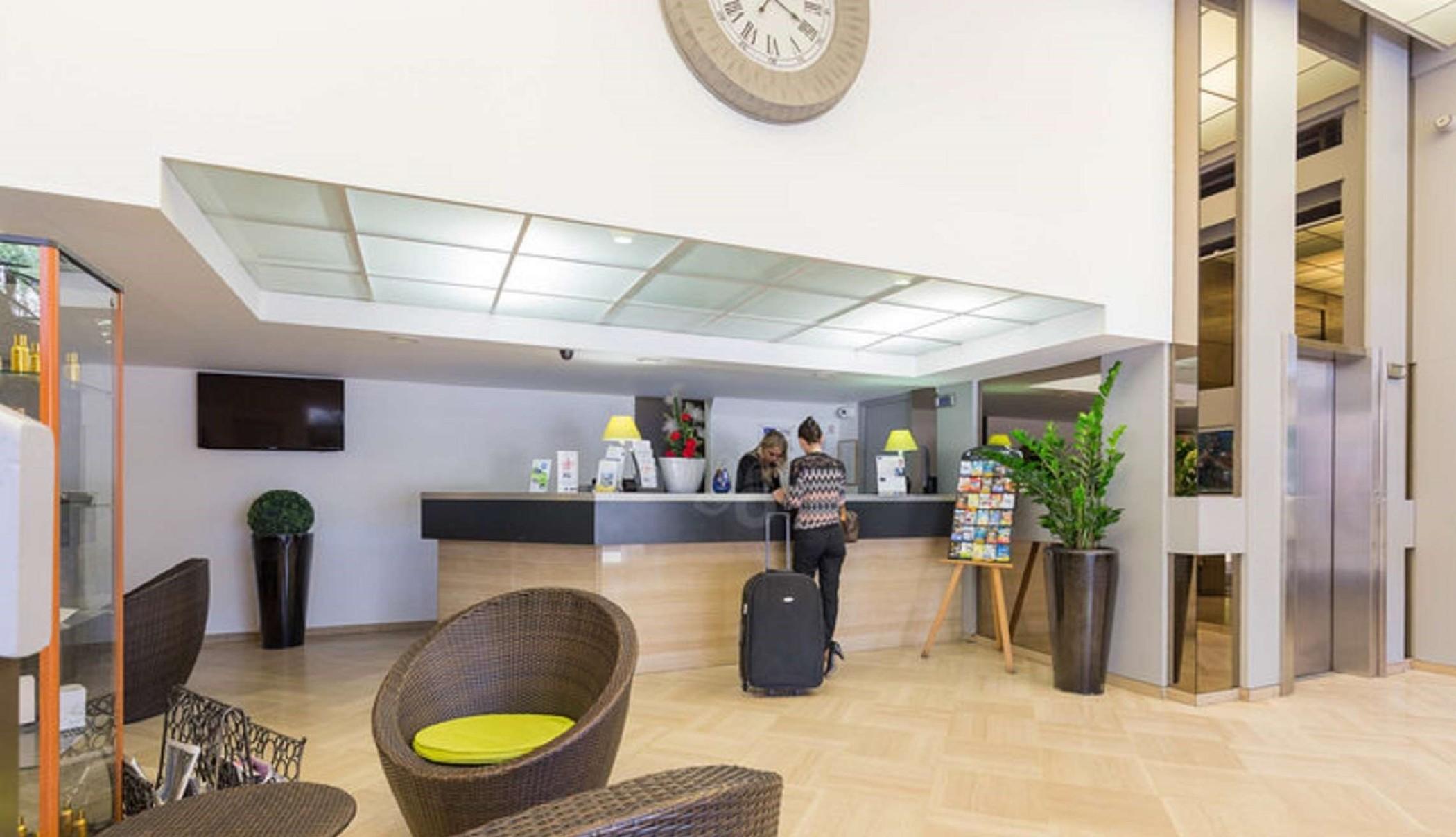 Hotel Le Noailles Nice Gare Buitenkant foto