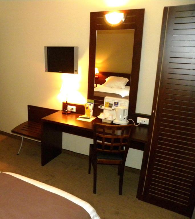Hotel Le Noailles Nice Gare Kamer foto